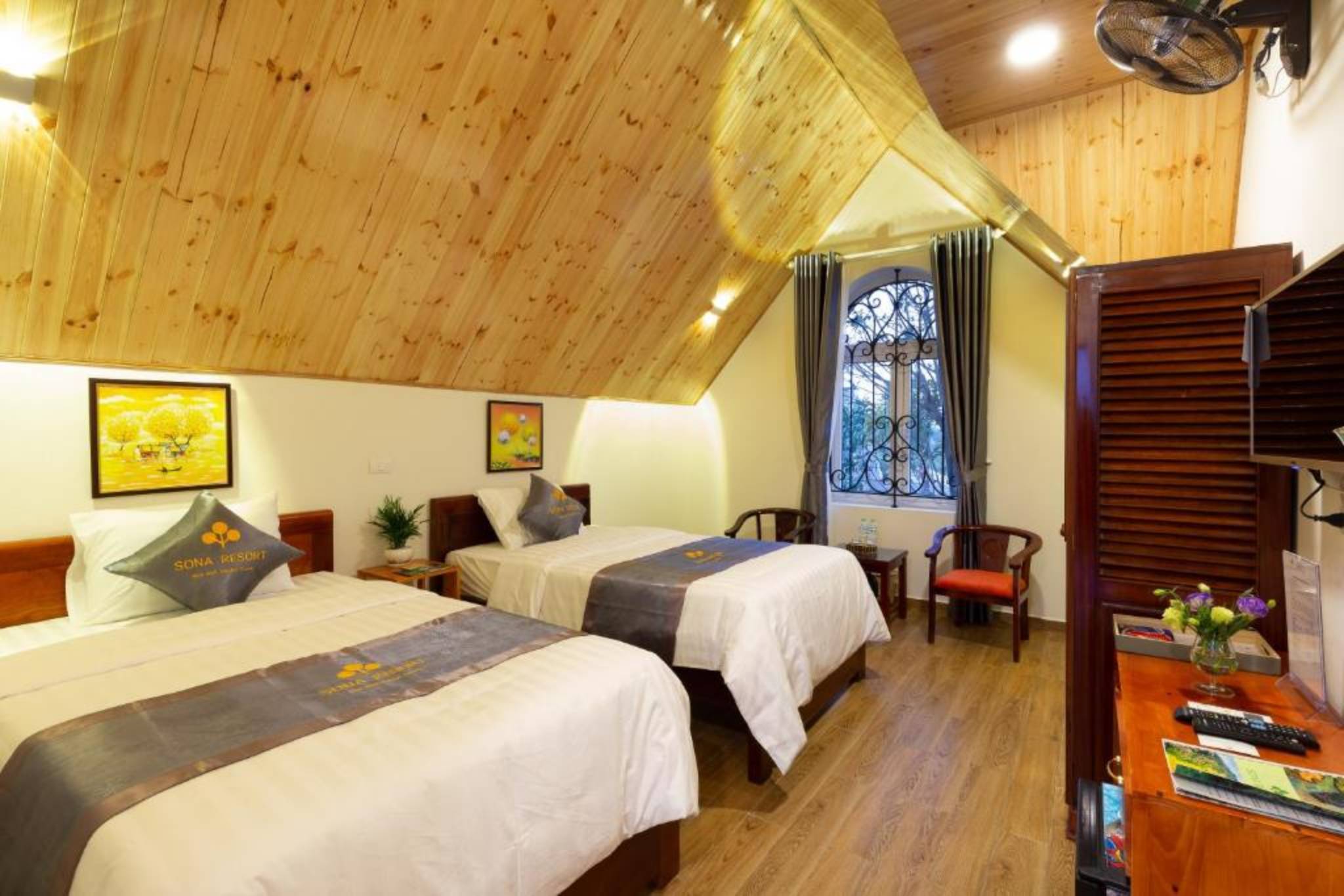 Phòng Superior Double Room tại SoNa Resort Ninh Binh
