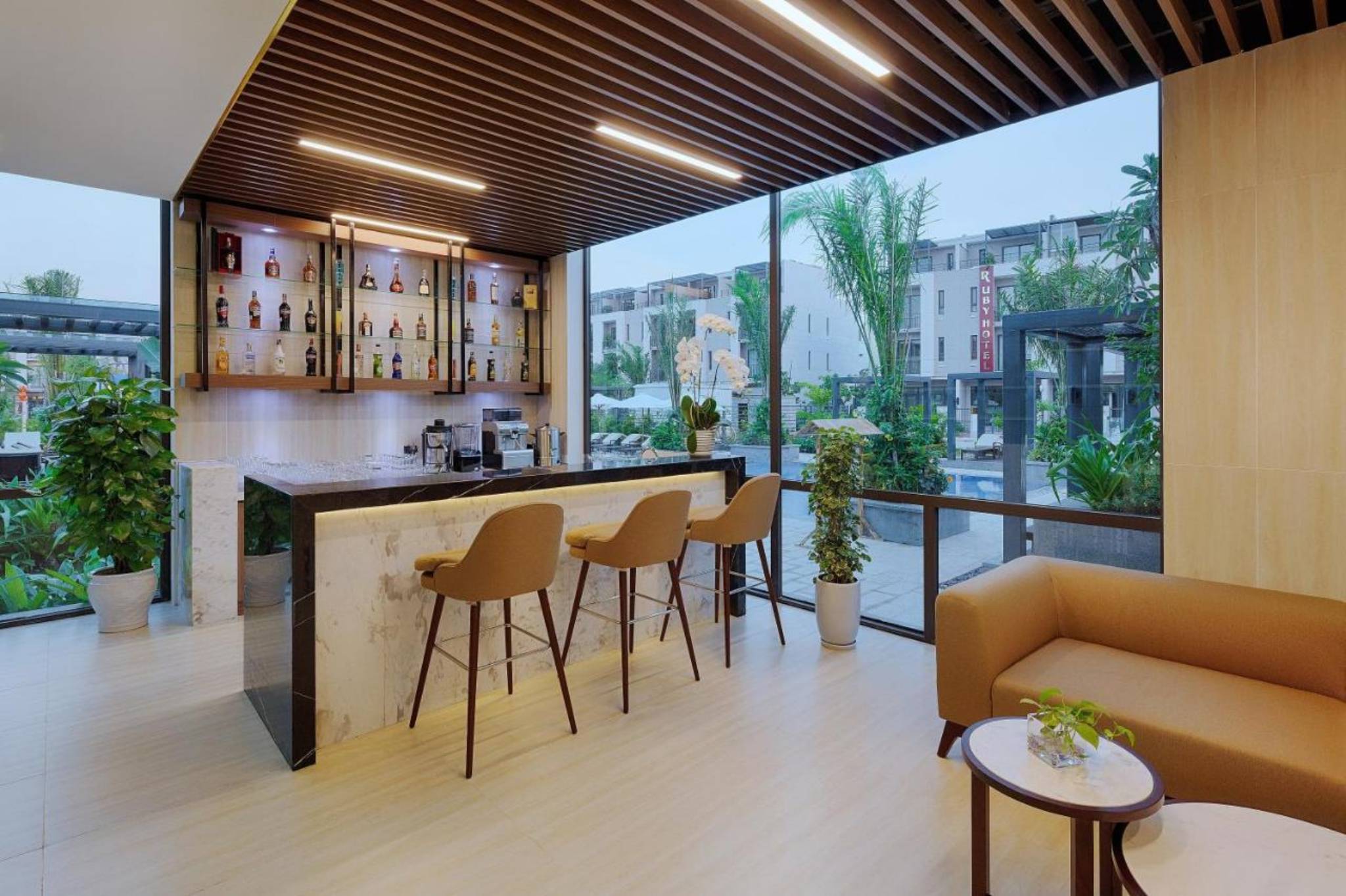 lobby lounge tại Royal Lotus Halong Resort & Villas